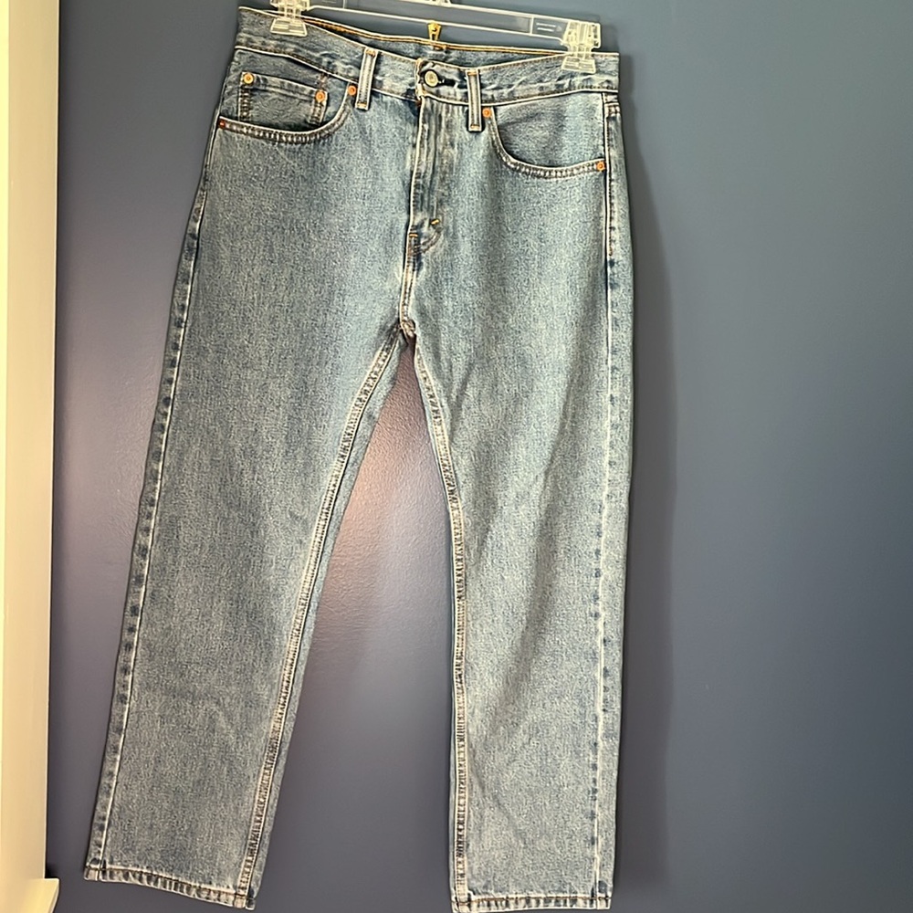 Levis Strauss 505 MEN'S jeans 32x29, lighter medium blue, 5 pocket, zip w button
